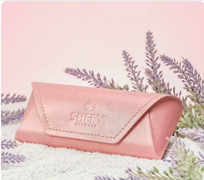 Popular glasses case (upgraded fabric pink (can hold sunglasses and comes with lens cloth + cleaning fluid))