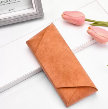 Popular glasses case (brown)