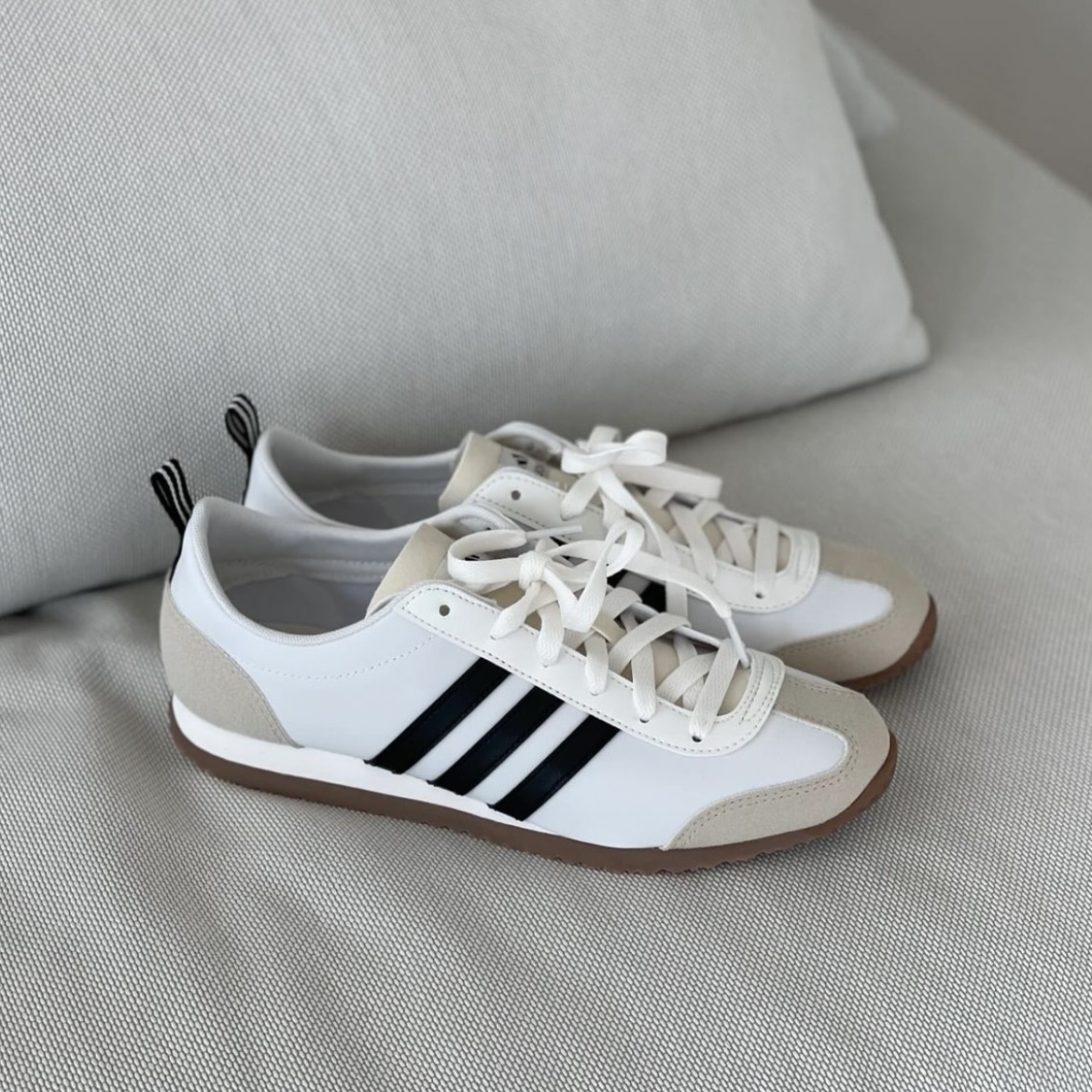 【現貨】Adidas VS JOG 2.0 Samba 平替 帆布 麂皮 復古 德訓鞋 白黑