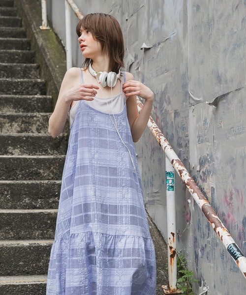 KTQ STORE ‧ Mono-Mart 透膚格紋連身裙