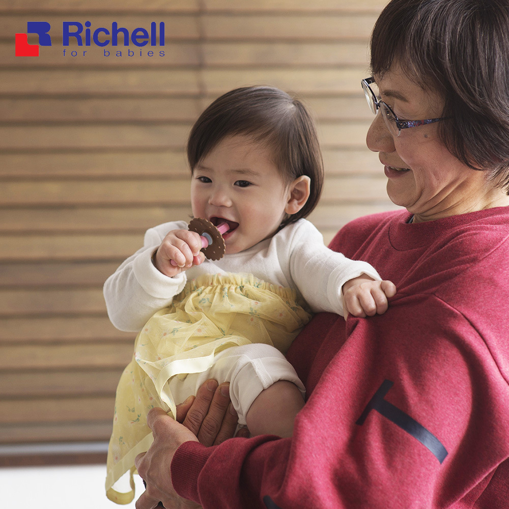 【Richell 利其爾】 輔助型牙刷套組_3M~8M