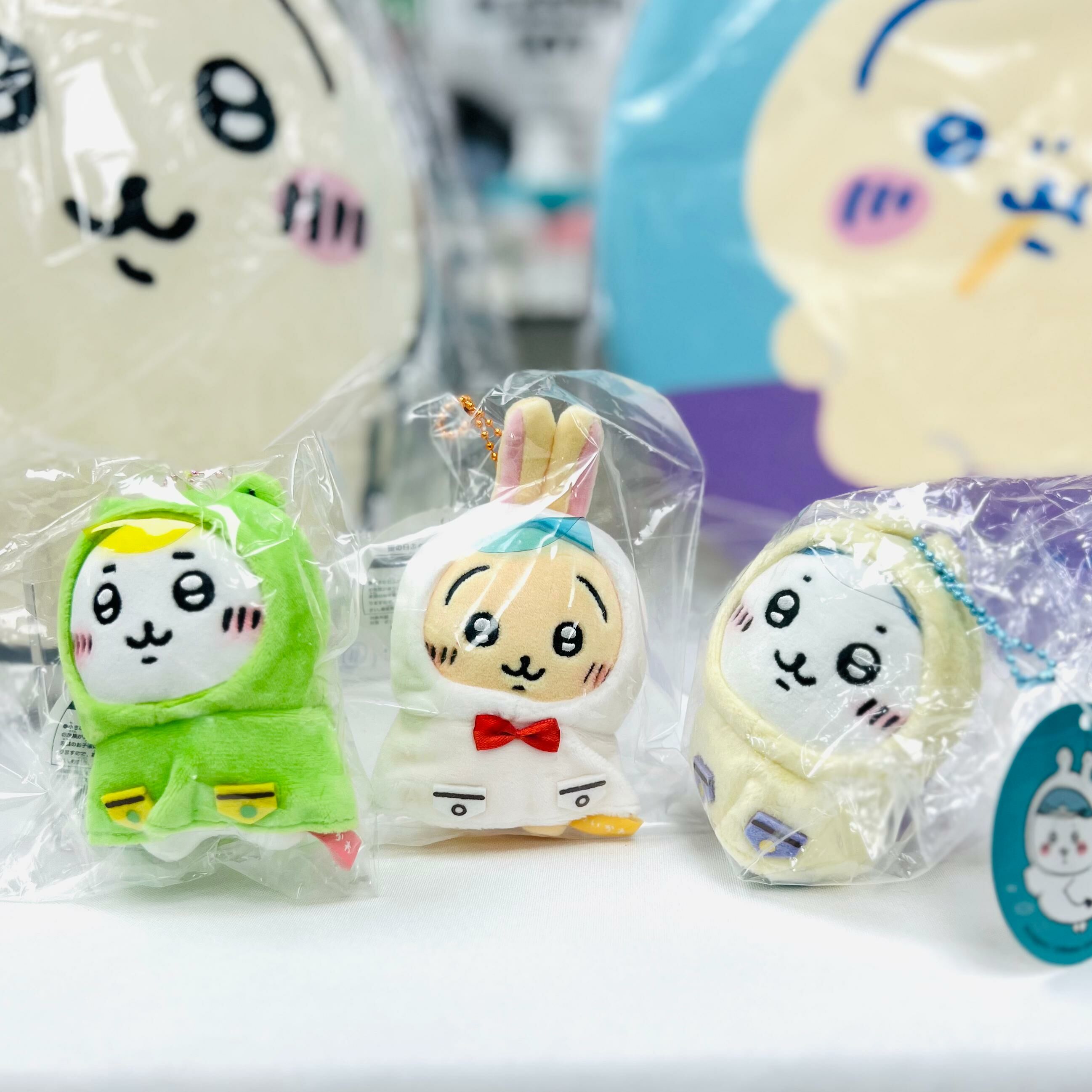 Chiikawa Plush Doll keychain (雨衣)