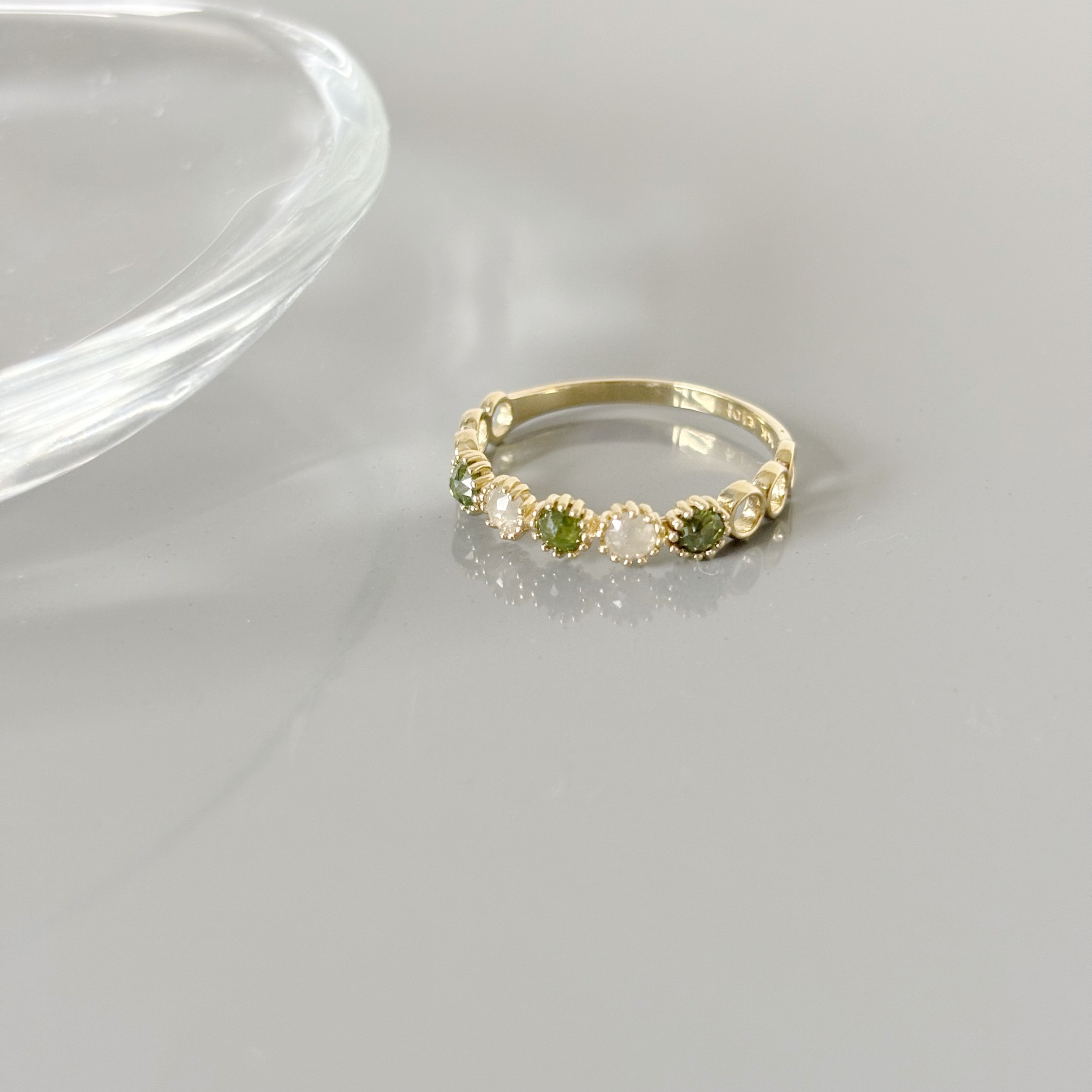 14k 0.45ct圈圈五顆綠灰鑽原礦戒指