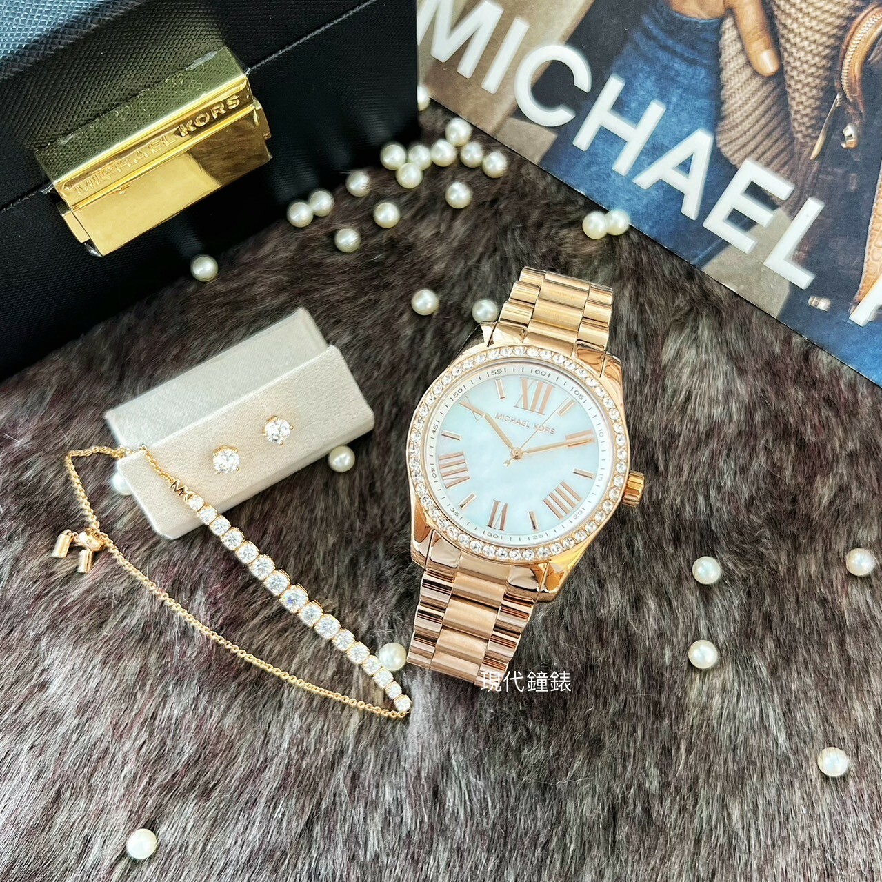 【MICHAEL KORS】Lexington 珍珠母貝優雅環鑽女錶飾品禮盒組MK1088SET 38mm 現代鐘錶