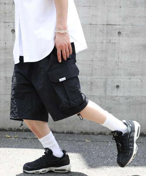 日牌 Maison Club Oversized Cargo Nylon Shorts