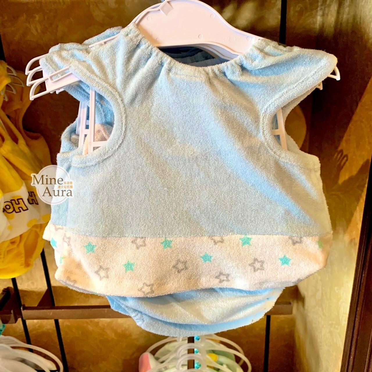 (現貨) 小飛象 Dumbo 圖案造型 兩件式 上衣+小褲褲組 套裝 嬰兒用品 -香港迪士尼樂園