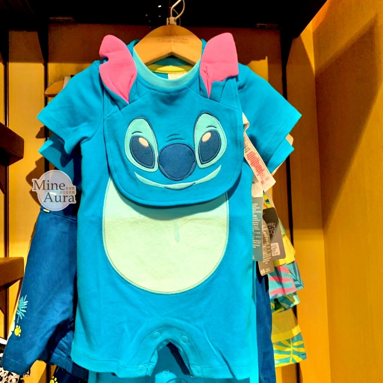 (現貨) 史迪奇 Stitch 造型 包屁衣+圍兜兜組 星際寶貝 Lilo & Stitch 嬰兒用品 -香港迪士尼樂園