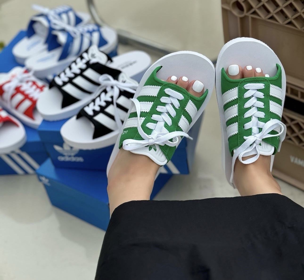 【Luxury】ADIDAS Originals GAZELLE BEACH W 愛迪達 環保海灘拖鞋 男女鞋涼鞋 露趾布鞋 七色 黑白綠紅藍奶茶 麂皮 JQ7424 JQ7423 JQ7422 JQ7421 JQ7420 JQ7419