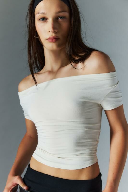 UO 平口垂墜領口上衣 Silence + Noise Lara Cowl Neck Top