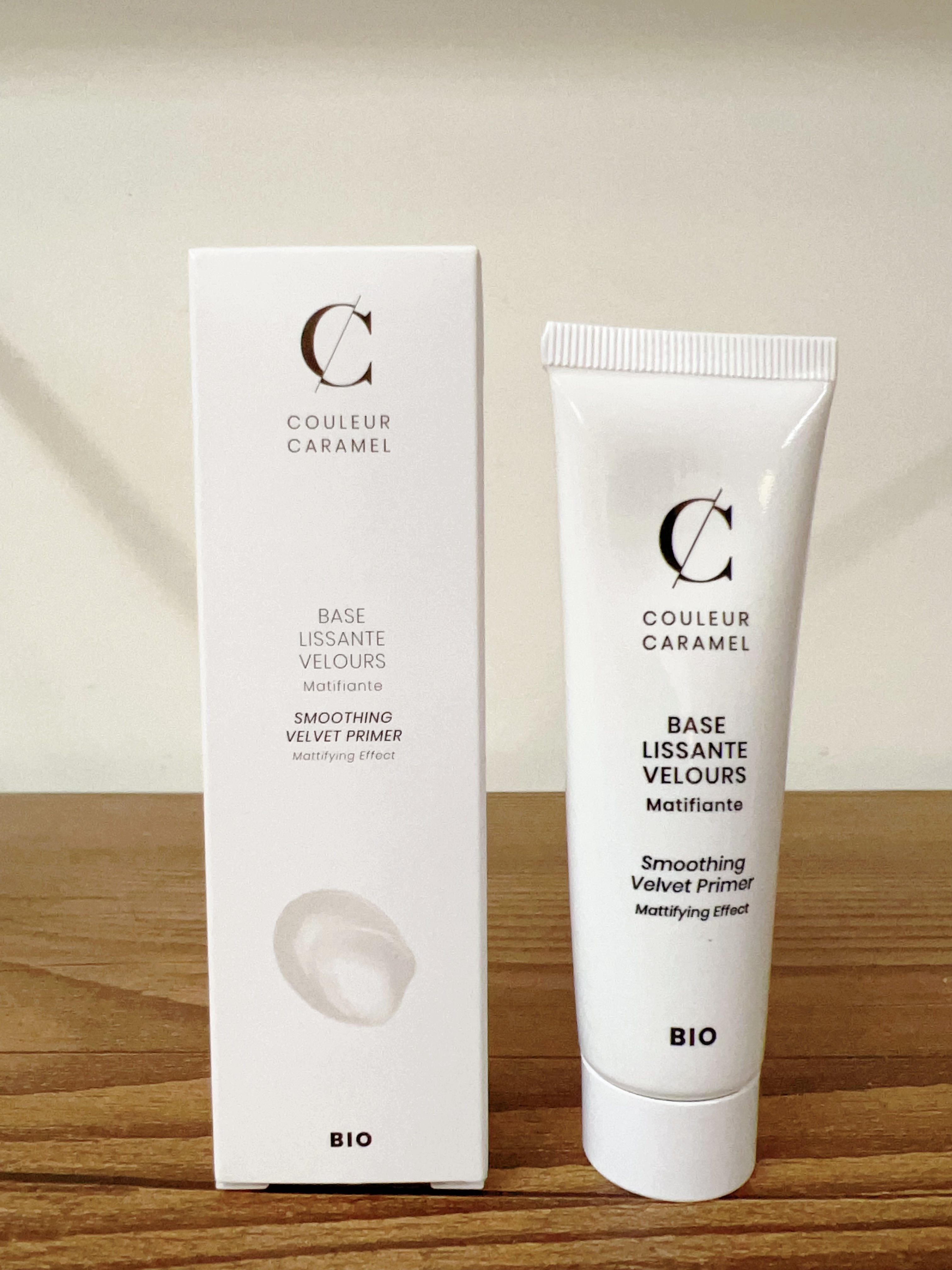 COULEUR CARAMEL Smoothing Velvet Primer 有機控油絲絨打底啫喱 [30ml]