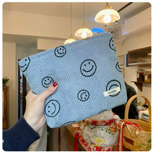 Hot recommendation portable travel cosmetic bag toiletry bag storage bag [blue smiley face]