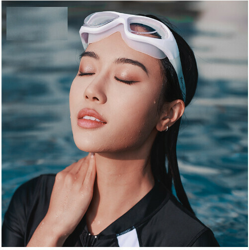 Popular waterproof and anti-fog high-definition swimming goggles (transparent white flat light (comes with waterproof earplugs))