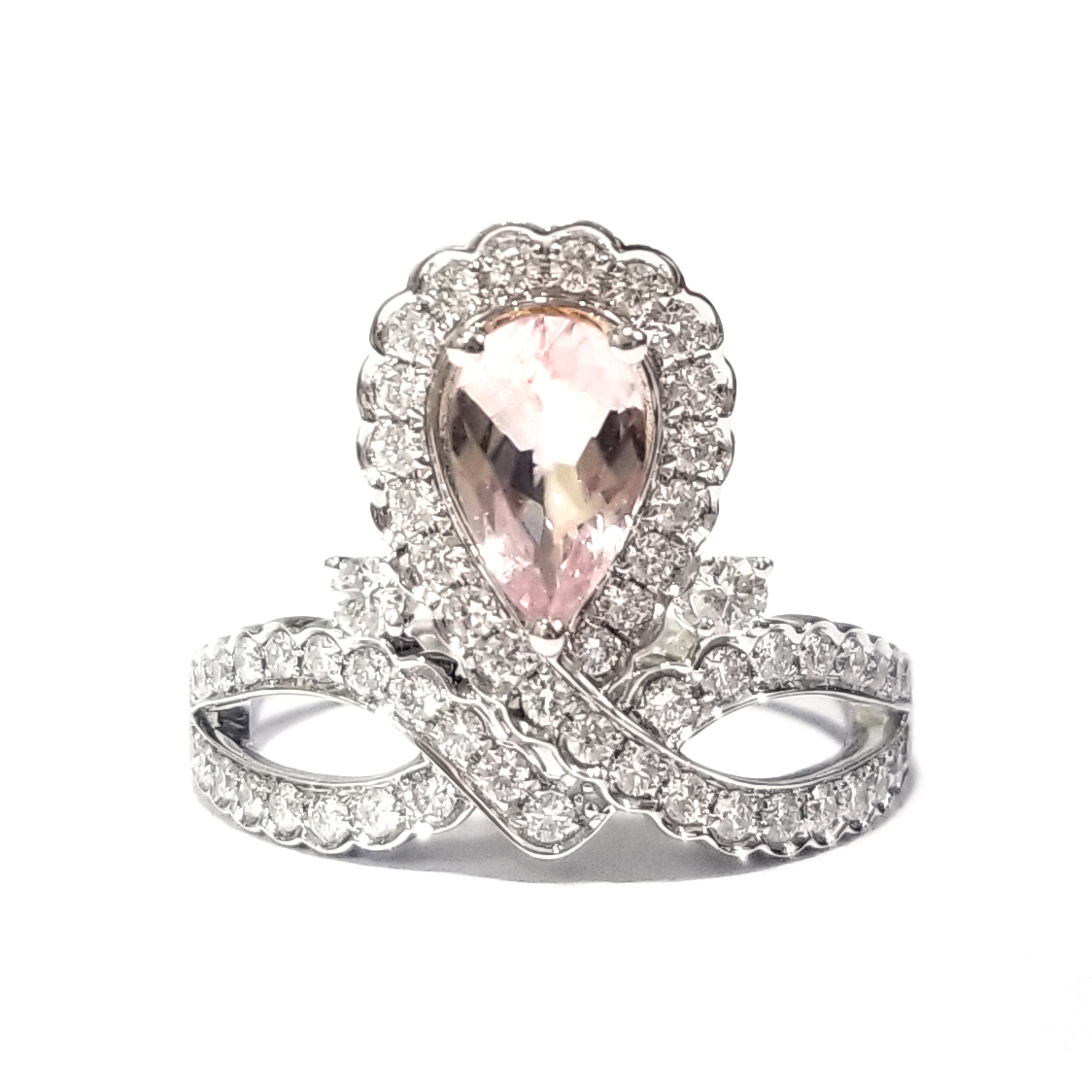 18K白金天然鑽石梨形摩根石戒指