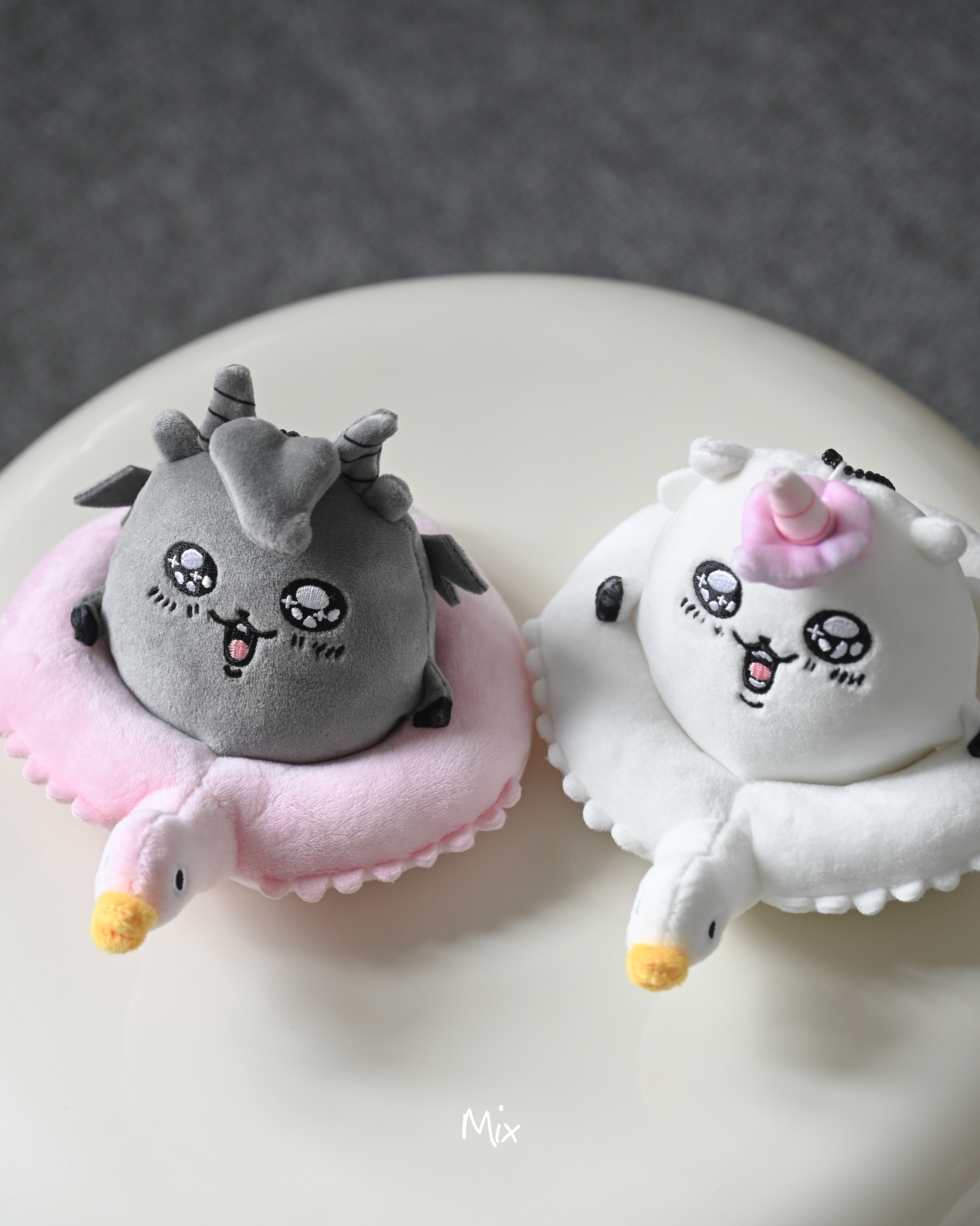 iSNEAKERS |NAGANO KUMA 自嘲熊獨角獸與雙角獸泳圈吊飾