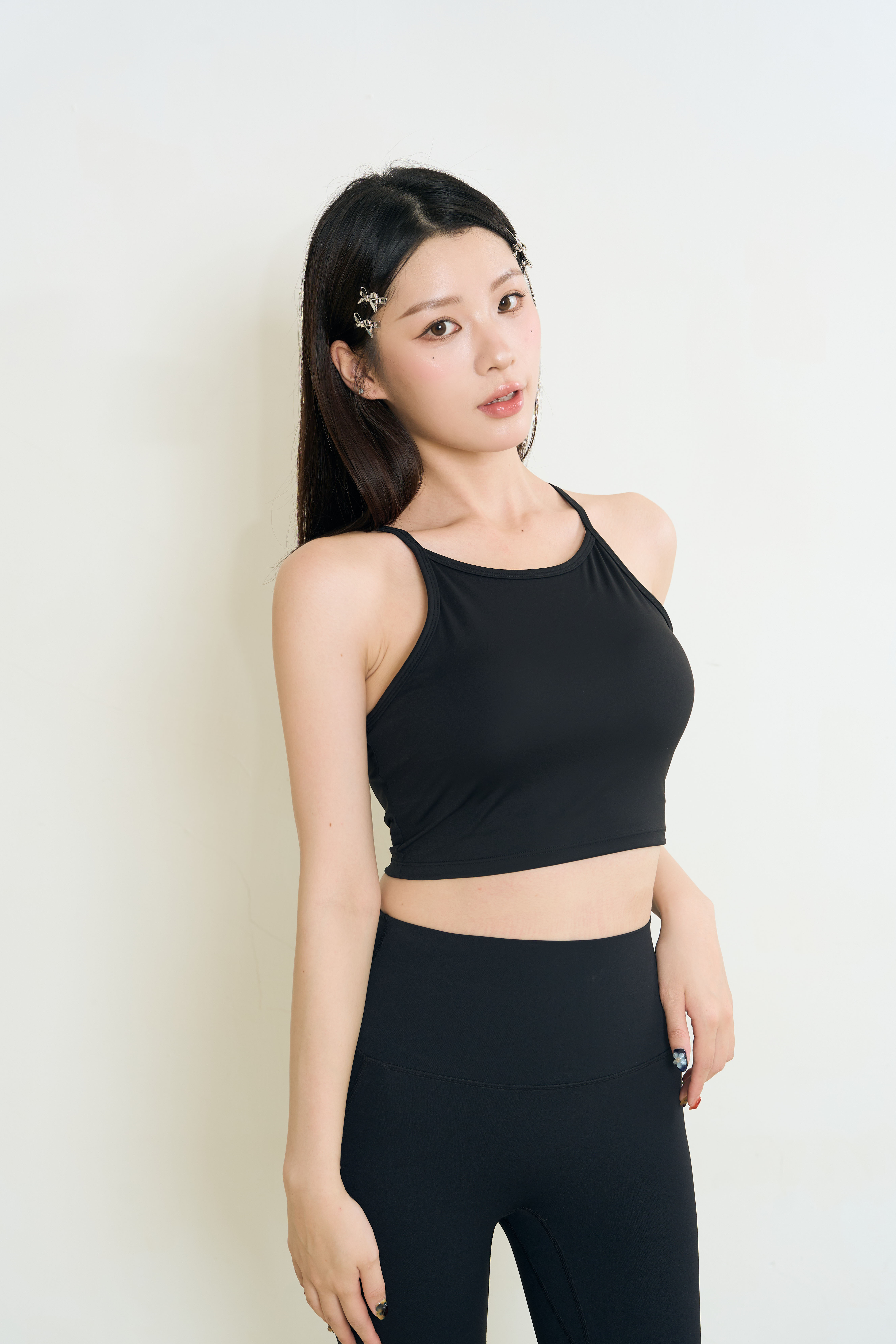 極簡削肩高包覆運動背心