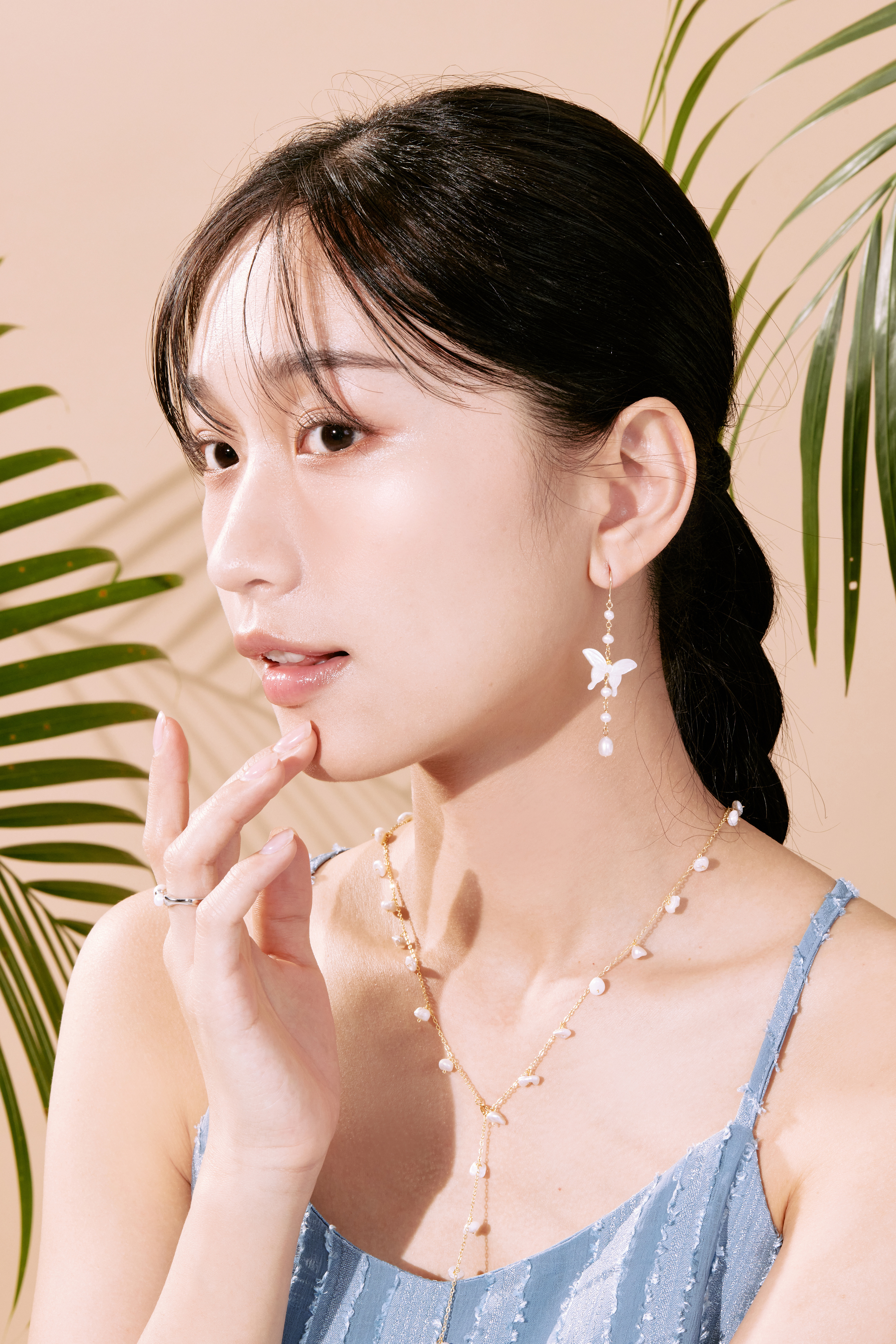 E1429 | 14kgf 蝴蝶珍珠耳環