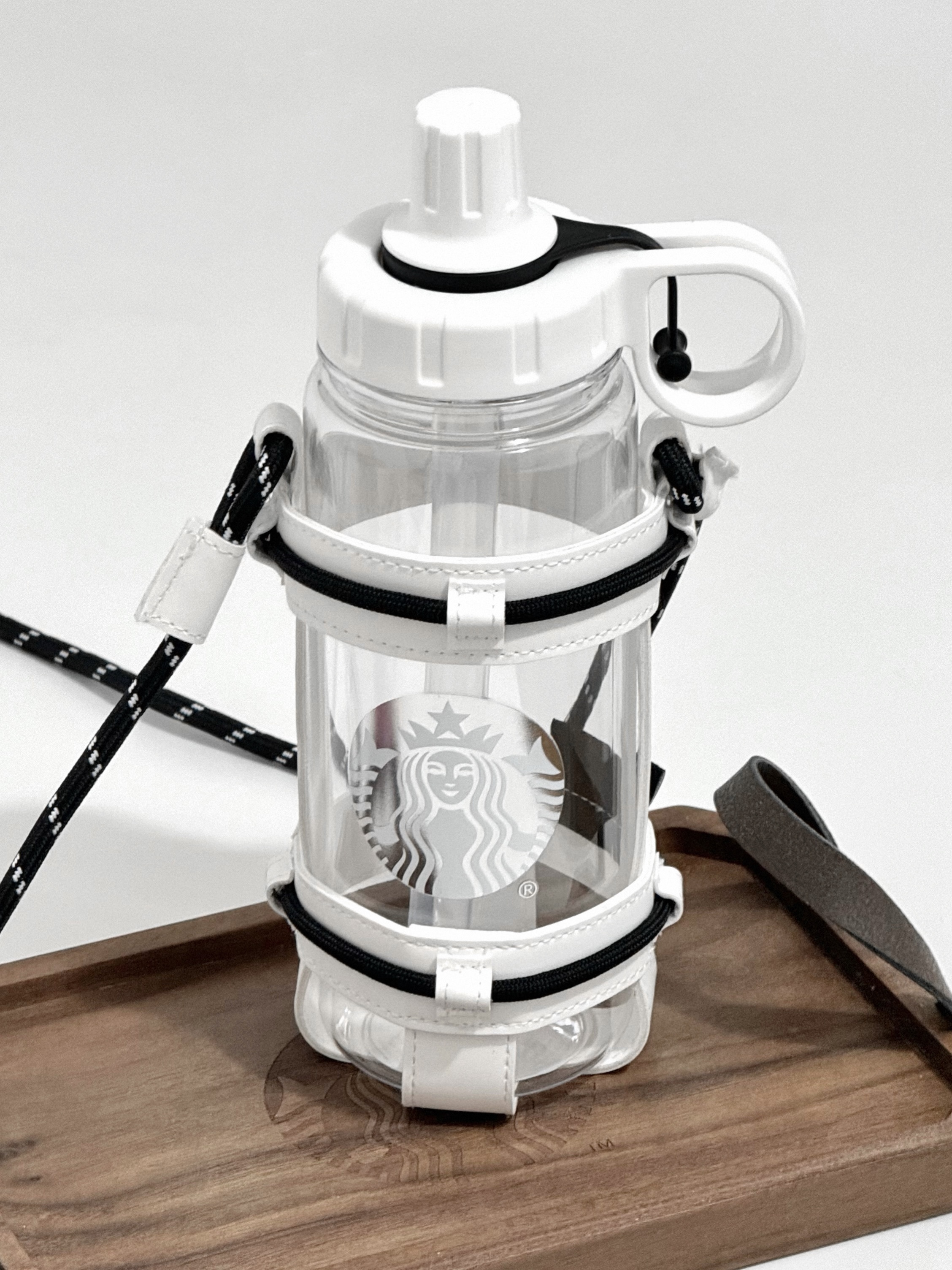 STARBUCKS 星巴克 運動水瓶 水杯 黑白 提繩 側背 隨身 / 現貨