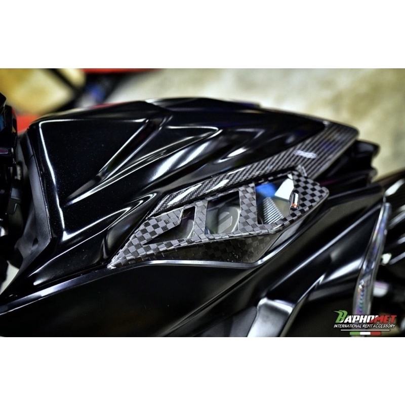 【巴風特 Bpahomet】鍛造碳纖維 蜂巢 卡夢 碳纖維 貼片 燈罩 飾片 SYM DRG 龍