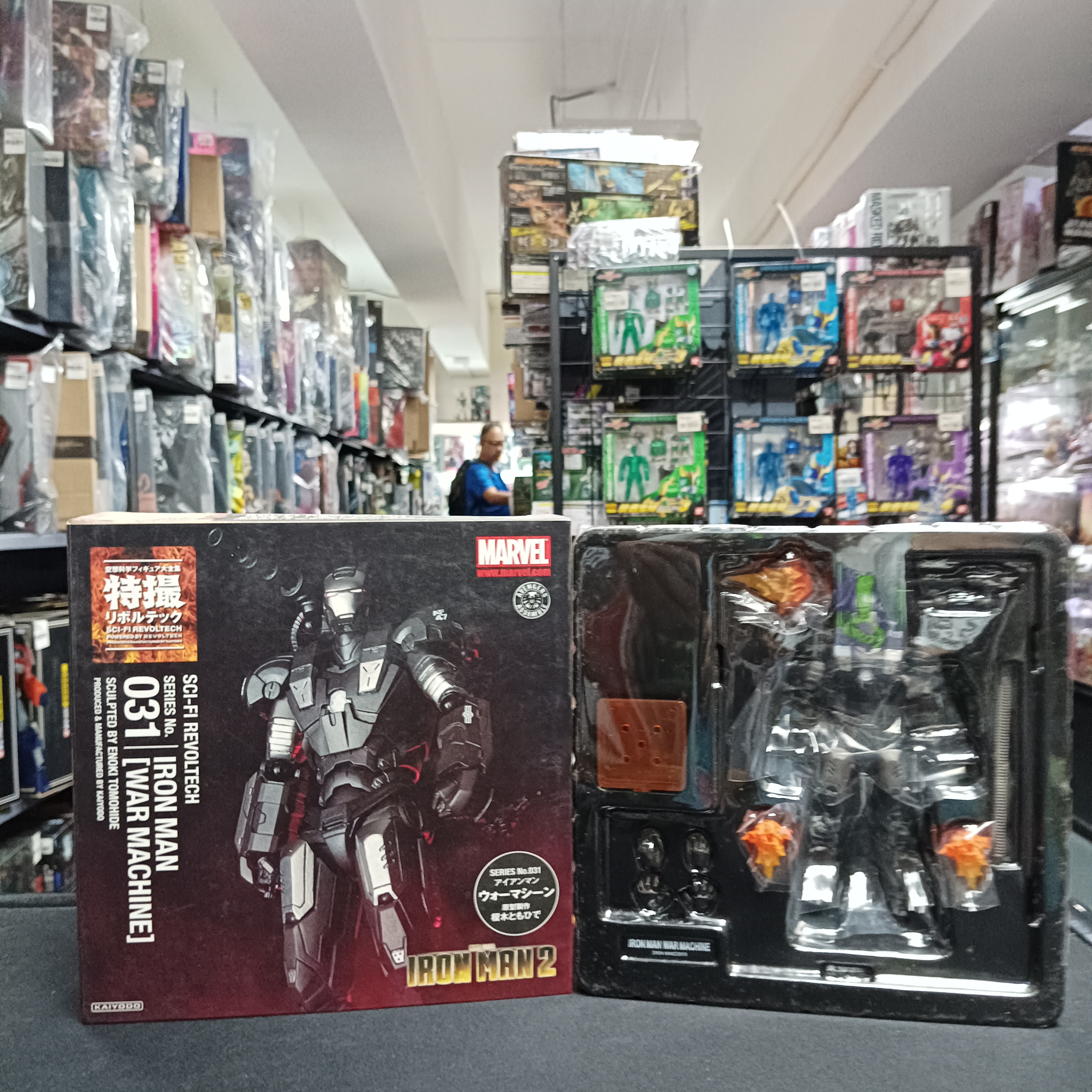 寄賣-其它-Revoltech 海洋堂 特撮 山口式 031 戰爭機器