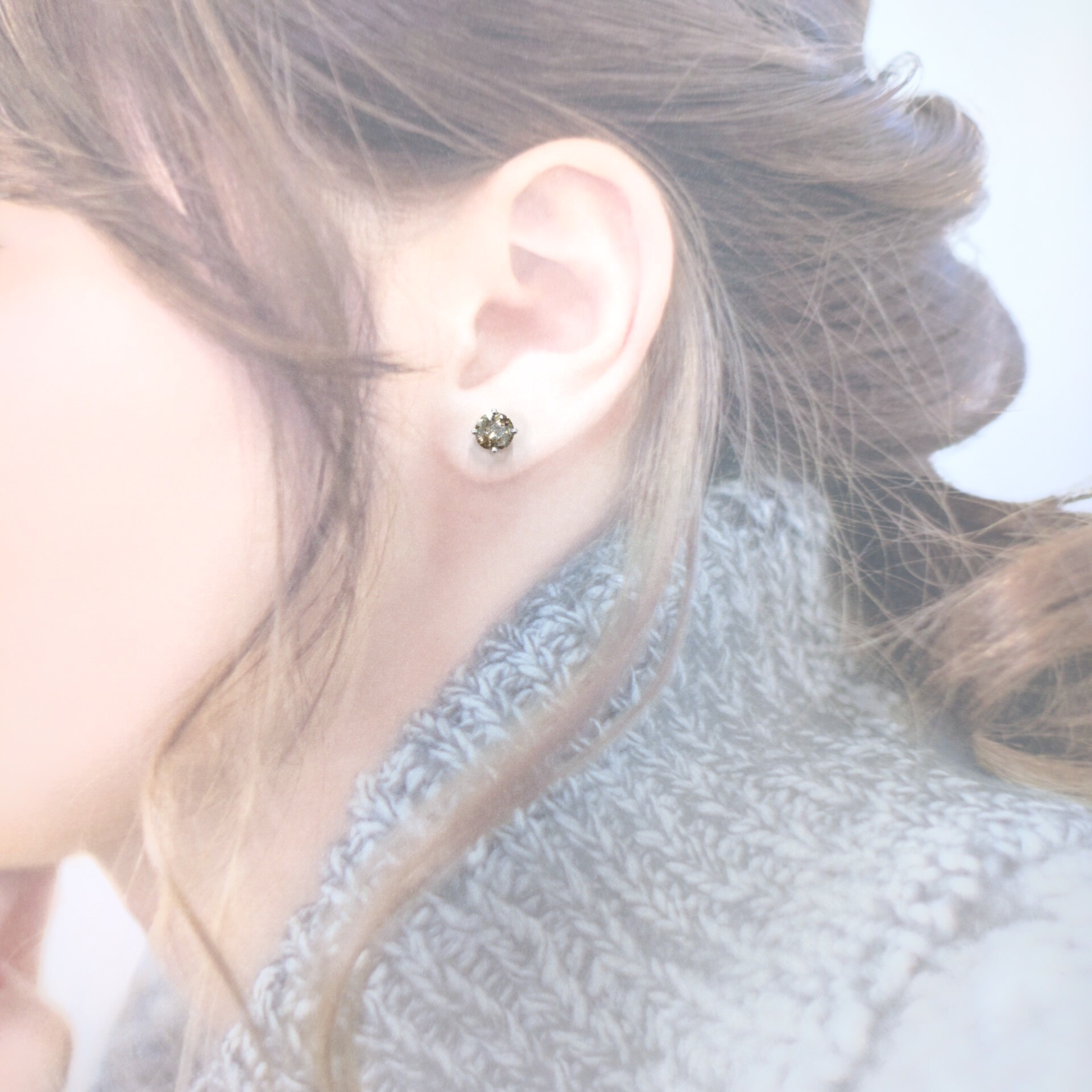 全新18K白金【主石2卡19份咖啡鑽】耳環