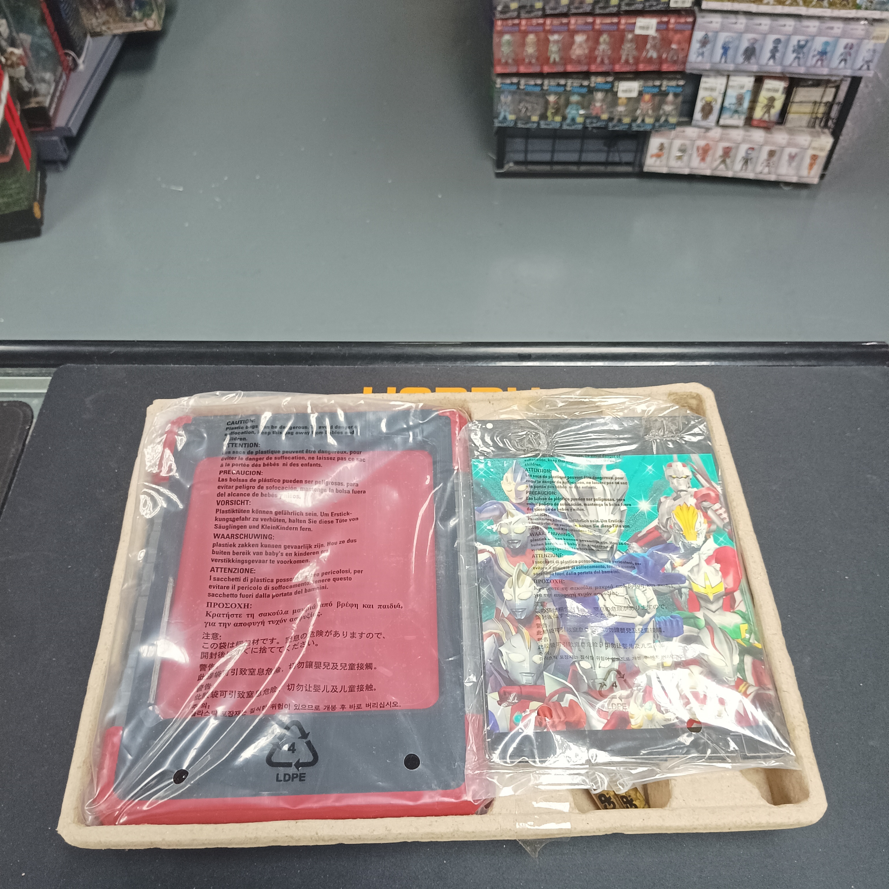 寄賣-超人系列-鹹蛋超人奧特曼 怪獸圖鑑pad