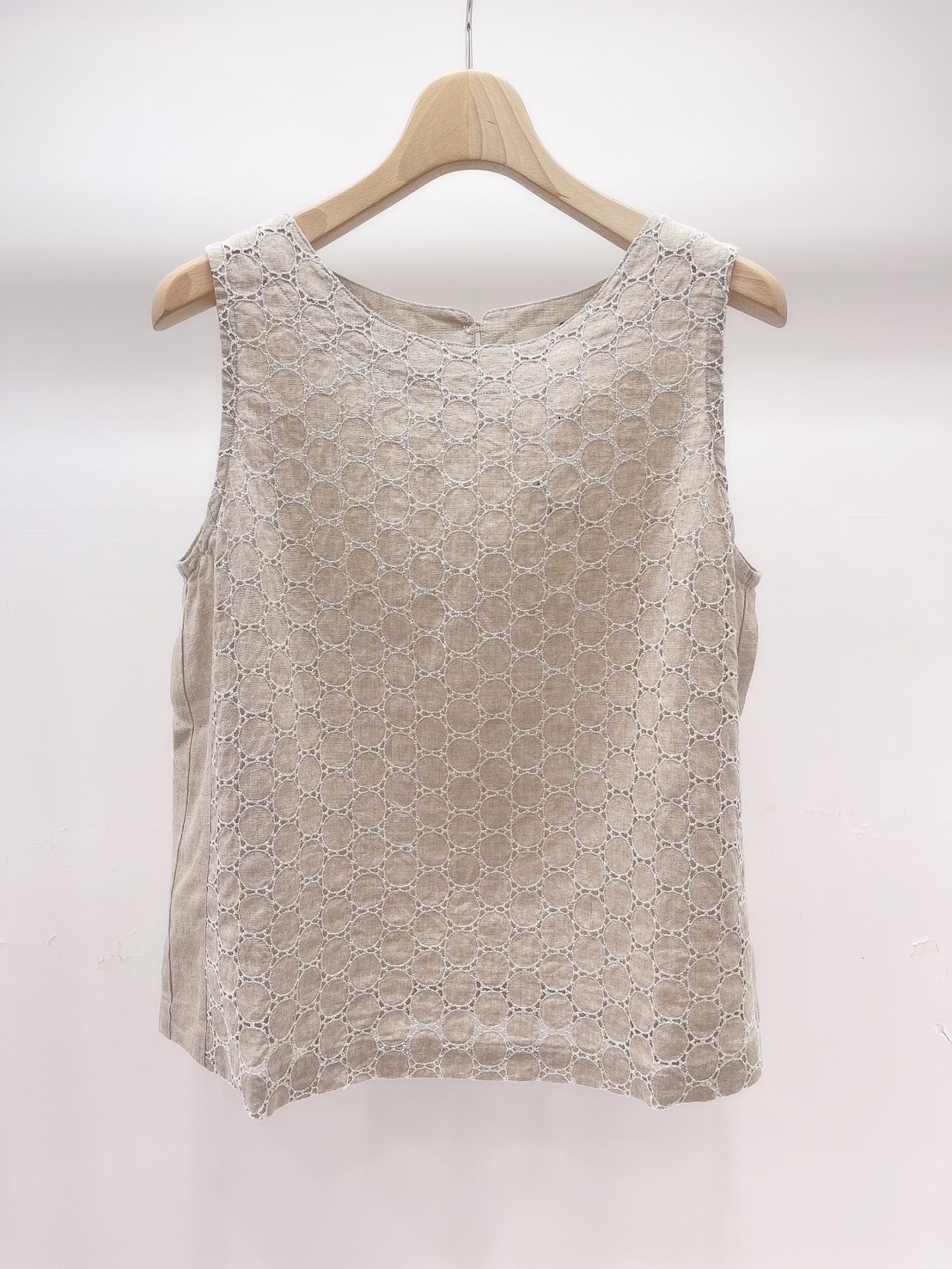 麻料刺繡無袖上衣