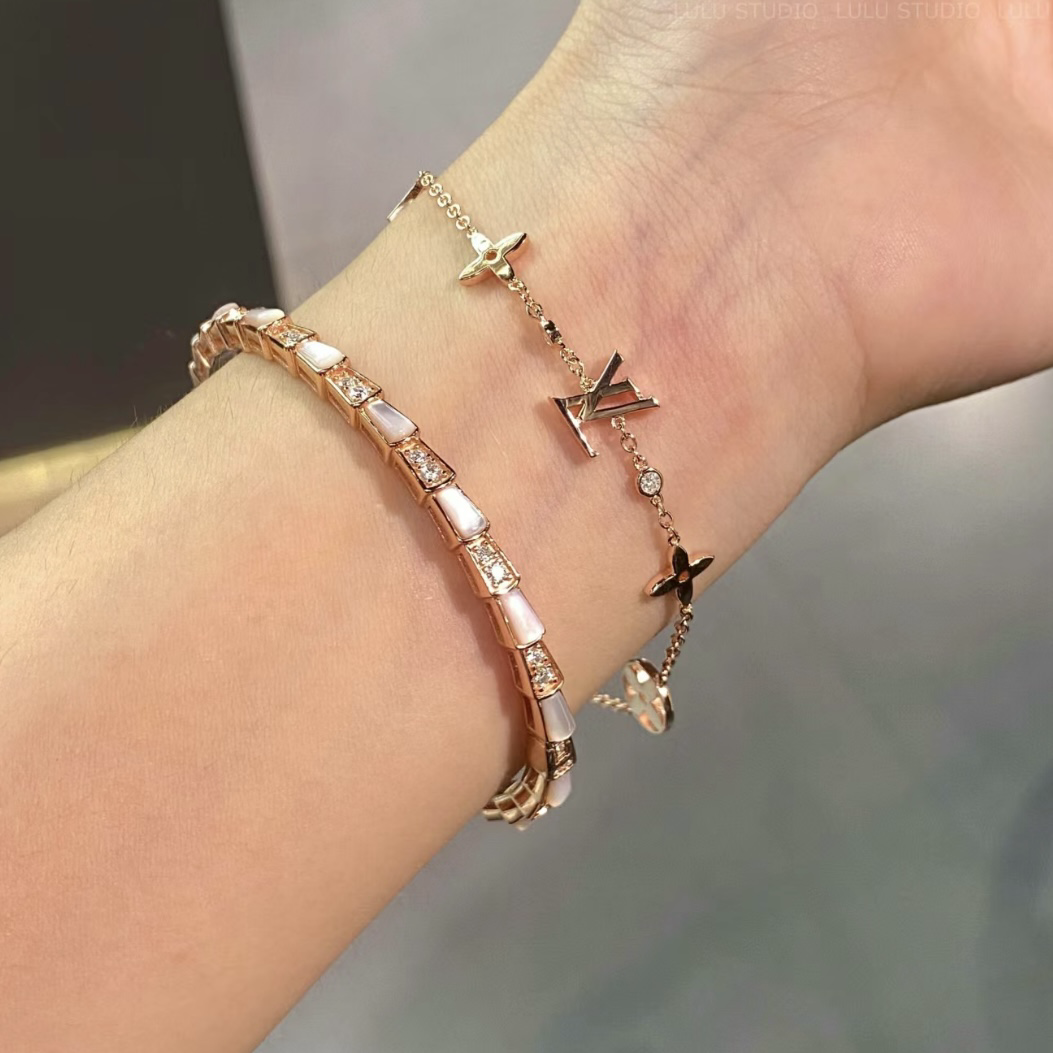 18k 小lv老花字母鑽一體式定製手鍊