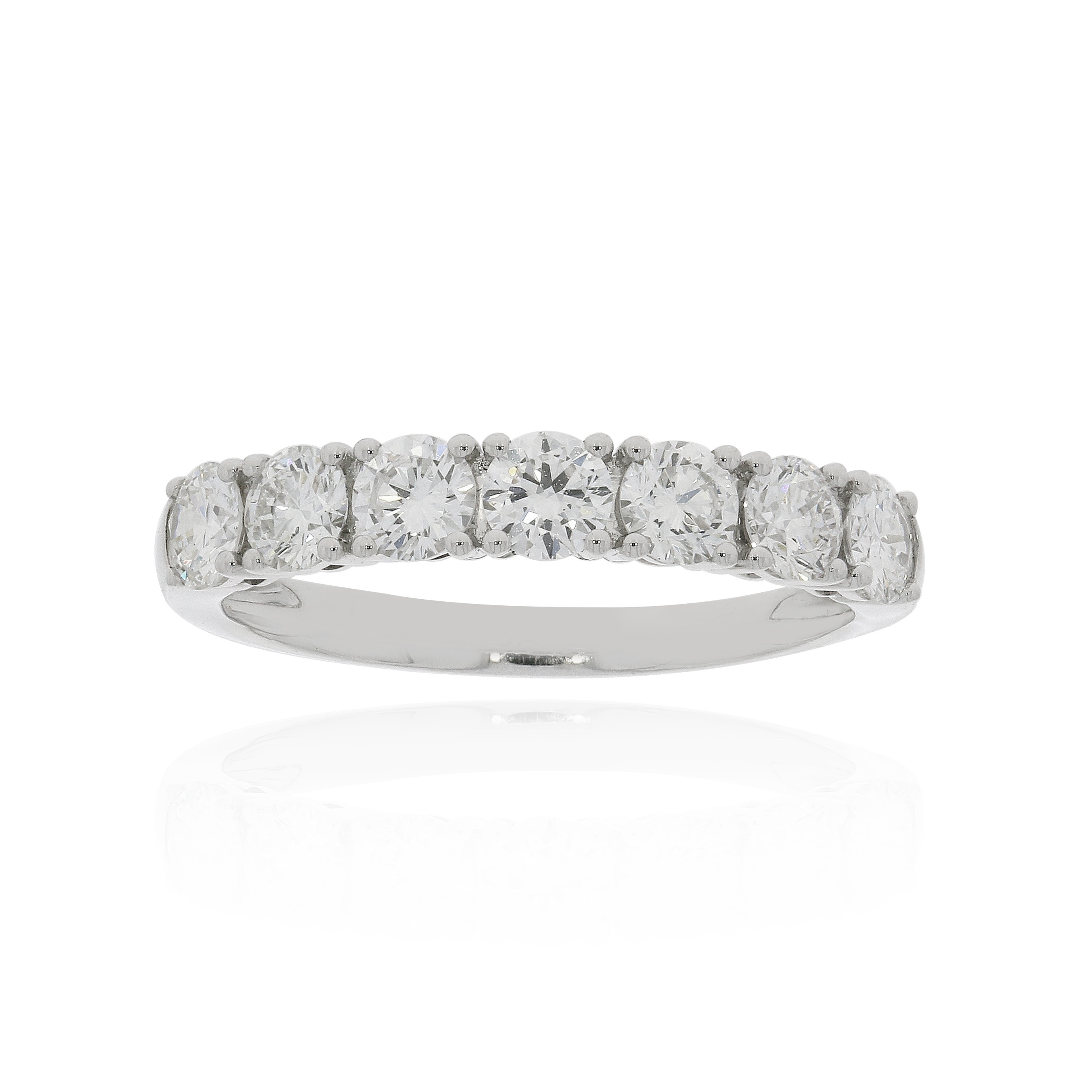 18K白金13份鑽石半排戒