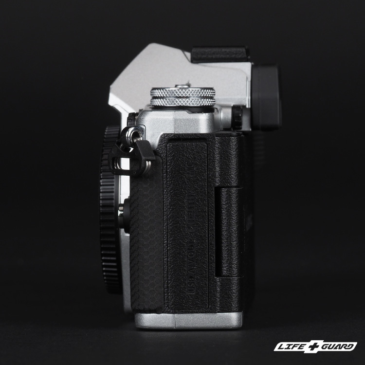 LIFE+GUARD OLYMPUS E-M5 Mark II 相機貼膜側面展示圖