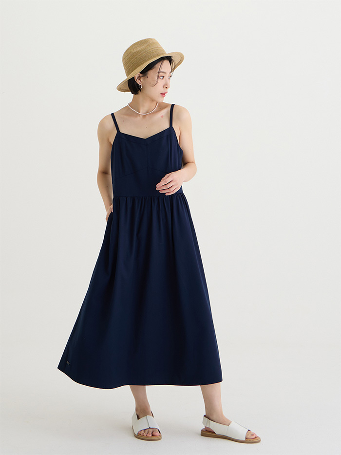 Luna剪接軟洋裝-藍海