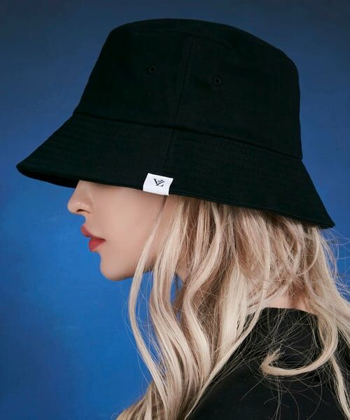 VARZAR Herringbone Label Bucket Hat