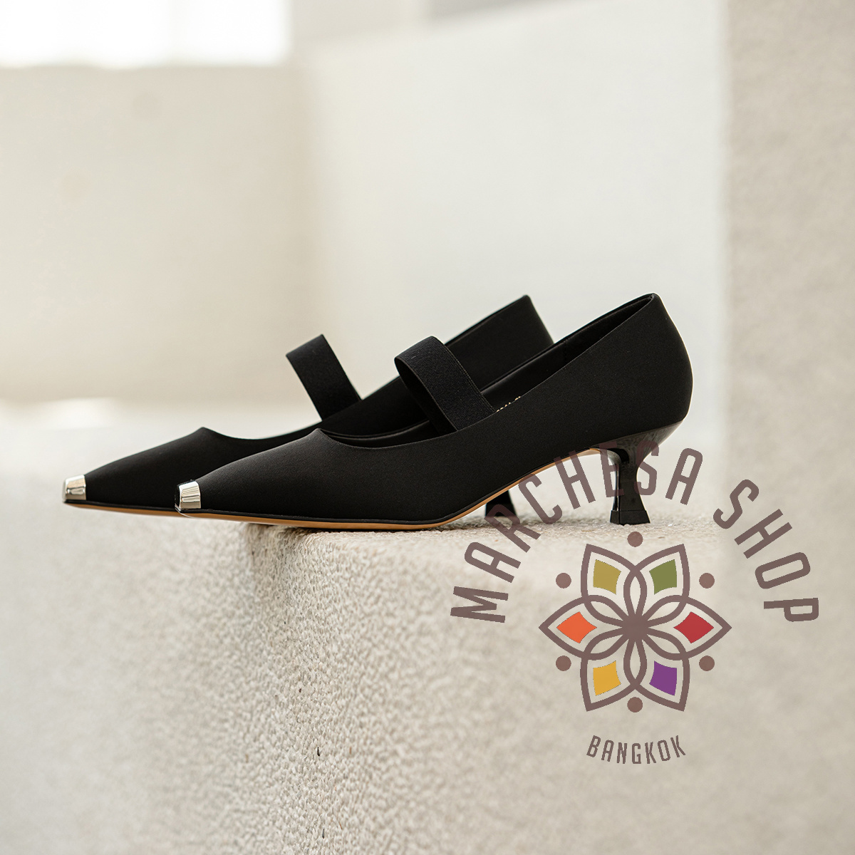 S3163 - 羊猄皮金方頭一字帶低踭鞋