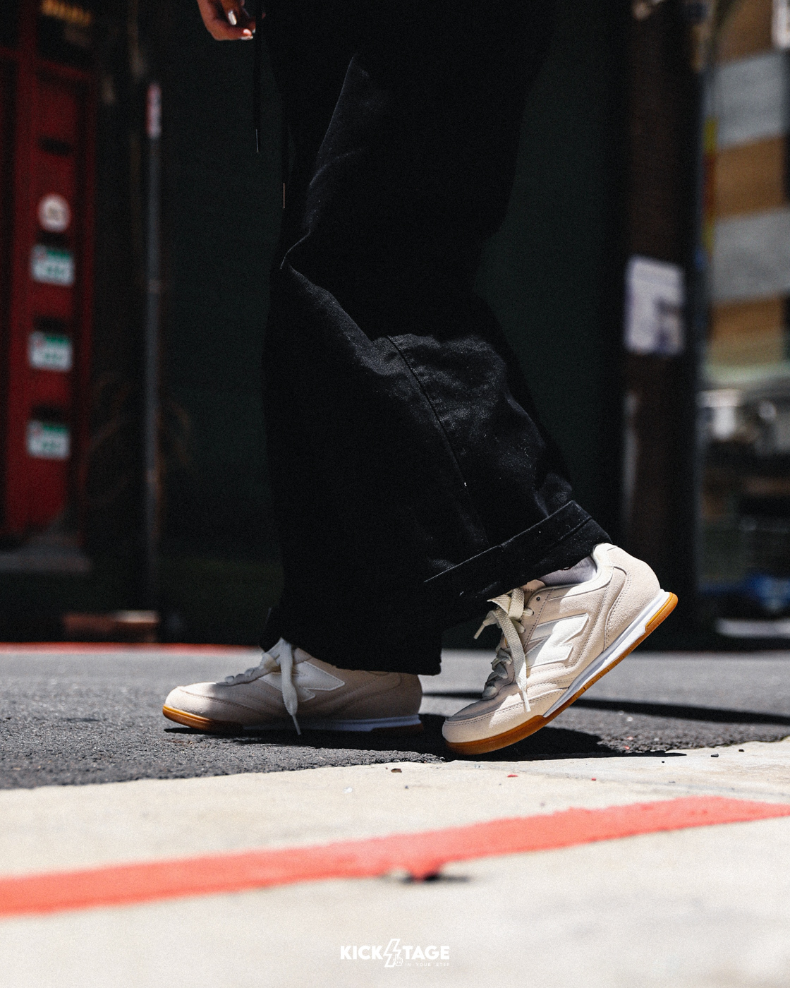 <特價，不退換> NEW BALANCE RC42 奶油 中性 麂皮 皮革 復古 焦糖底 德訓鞋 休閒鞋【URC42EA】