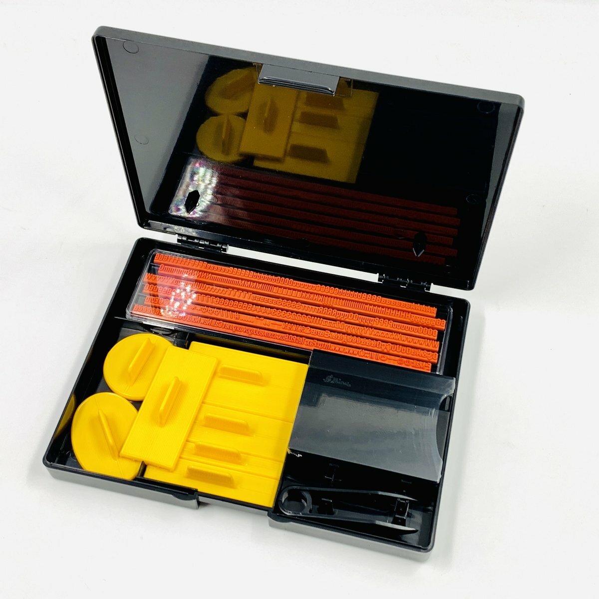 Shiny - 台灣 Shiny® S-100 D.I.Y.字粒組合印章, 4mm《香港行貨》- 1 套