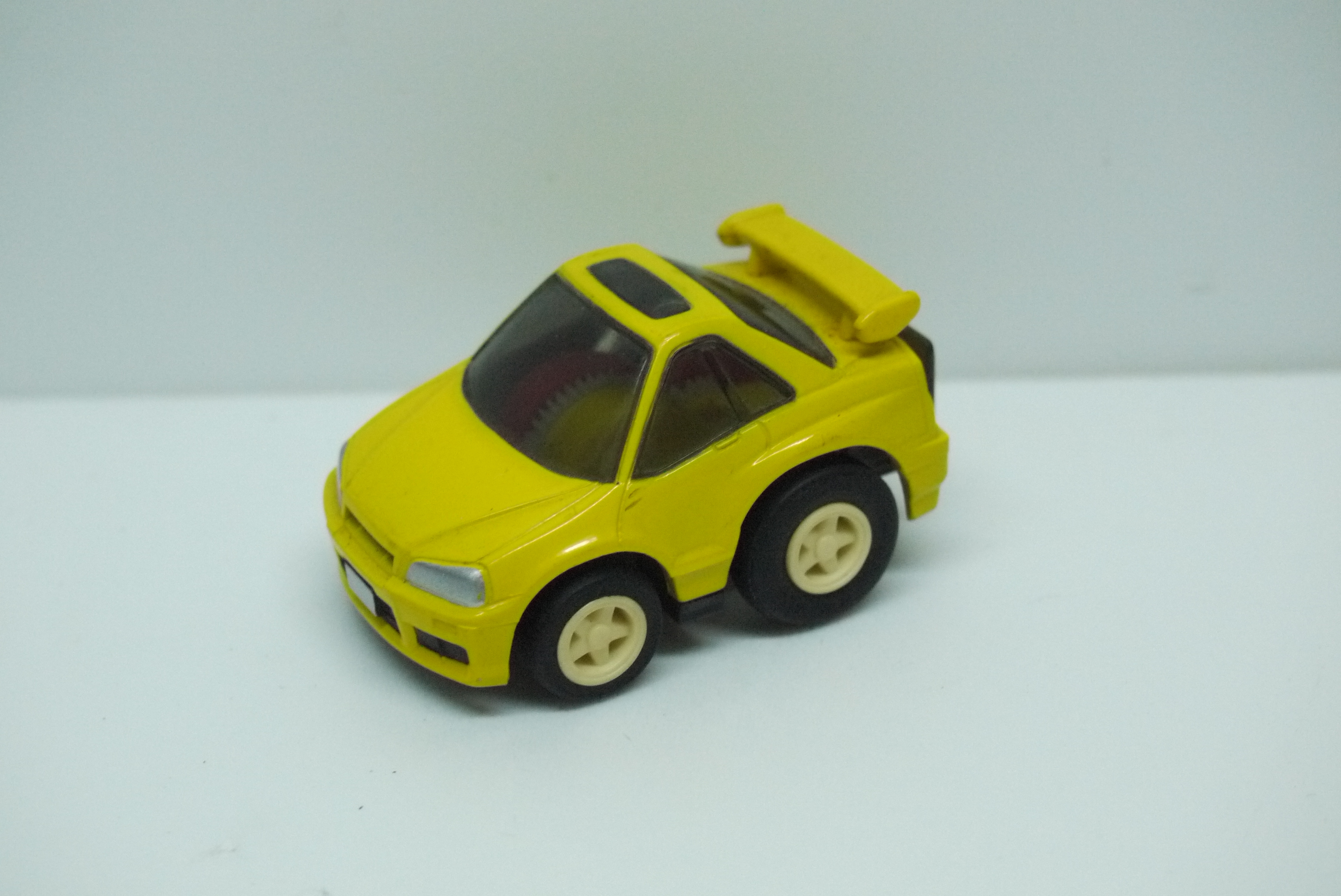 Choro Q Nissan Skyline GTR R34 Yellow