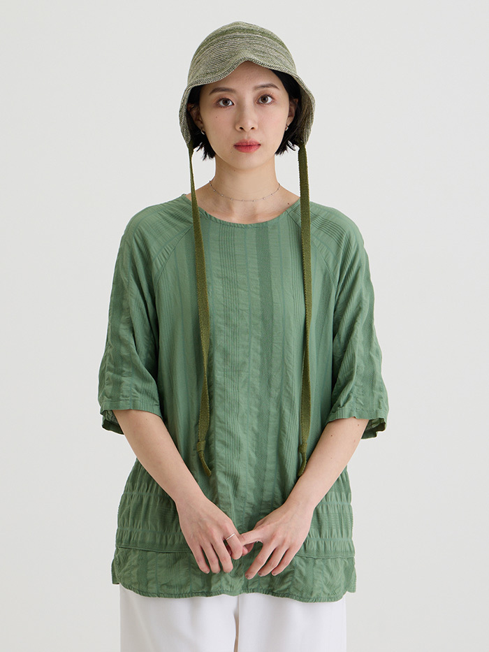 皺皺雲七分袖上衣-晴時多雲