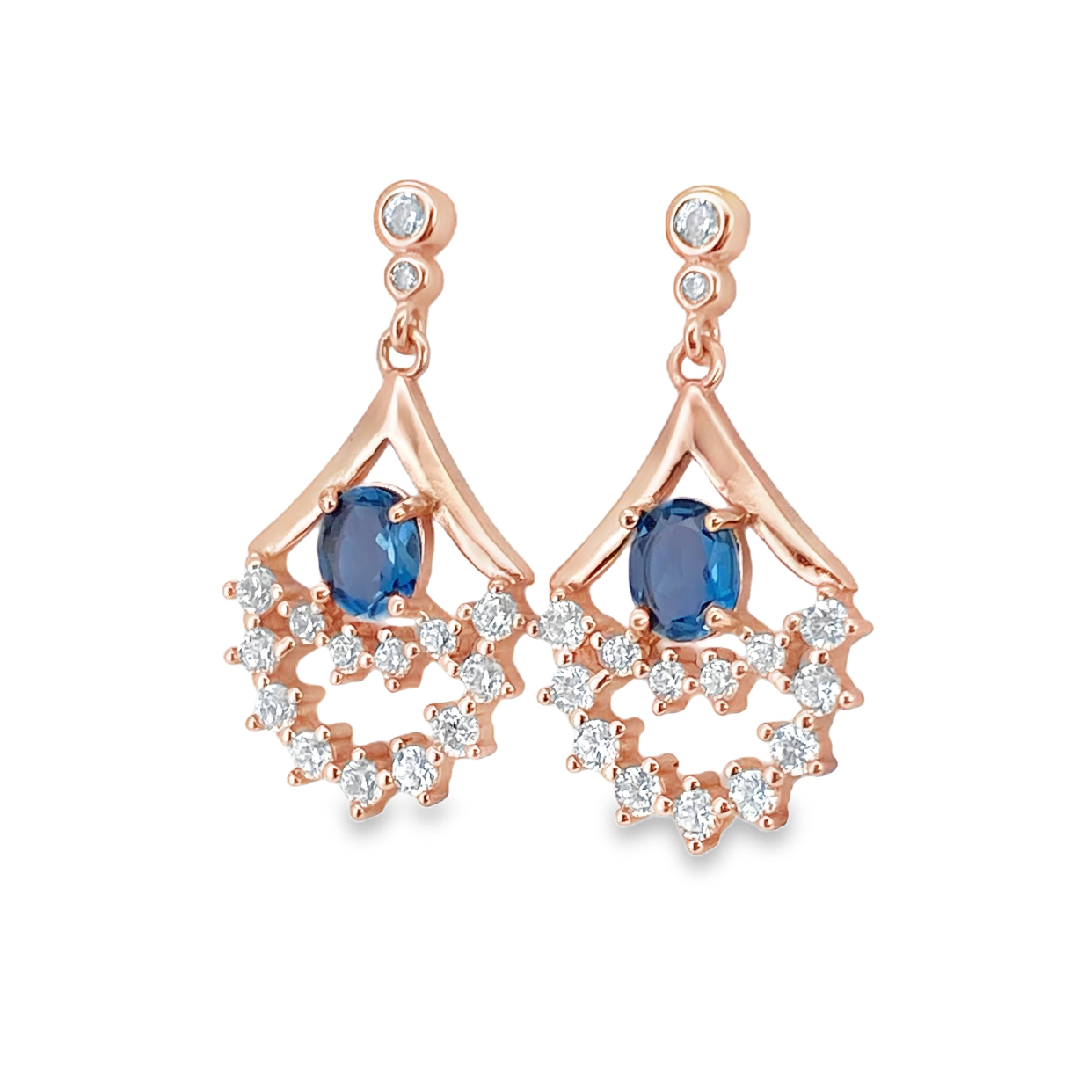 T502倫敦藍托帕石耳環