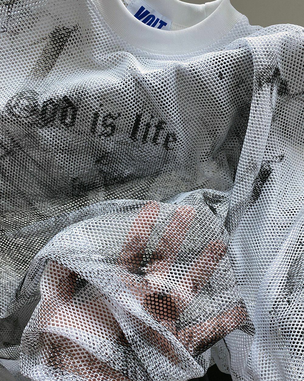 OverSize網紋英文字短袖Tee VOLT-061T