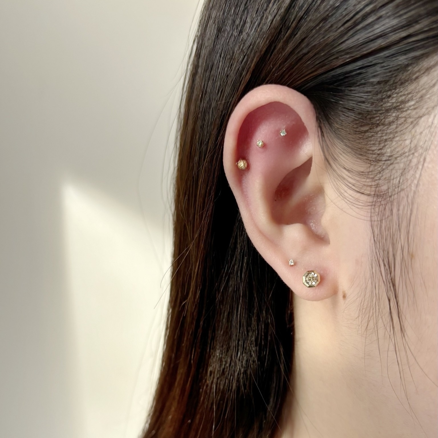 14K 1.5分白鑽轉珠耳環