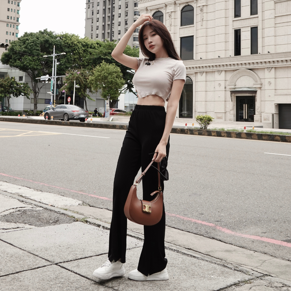 【C位出道】DOMISS自訂-自帶修圖感! 顯瘦長褲 喇叭褲 (現貨)