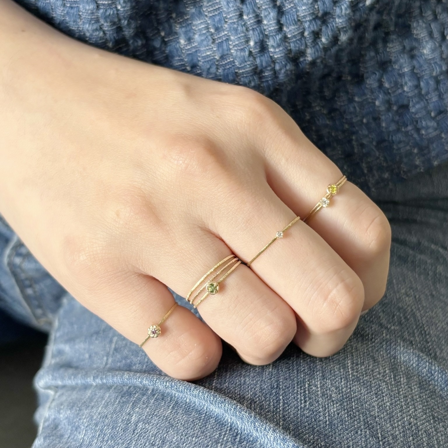 14K圓盤黃鑽星砂細戒