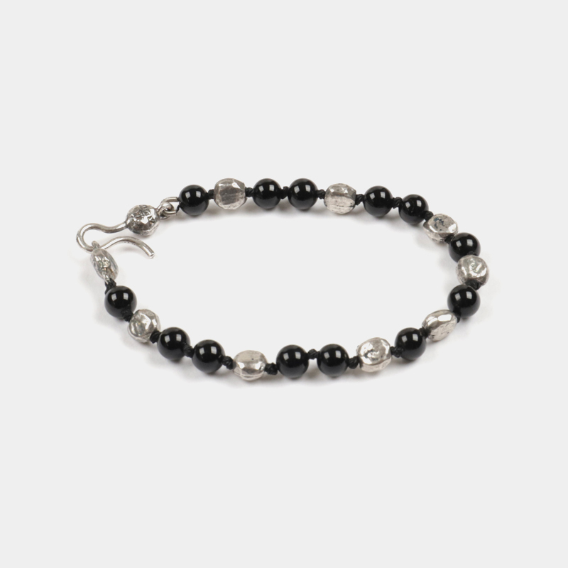 AMP JAPAN Hook Bracelet - Onyx NCHK-453