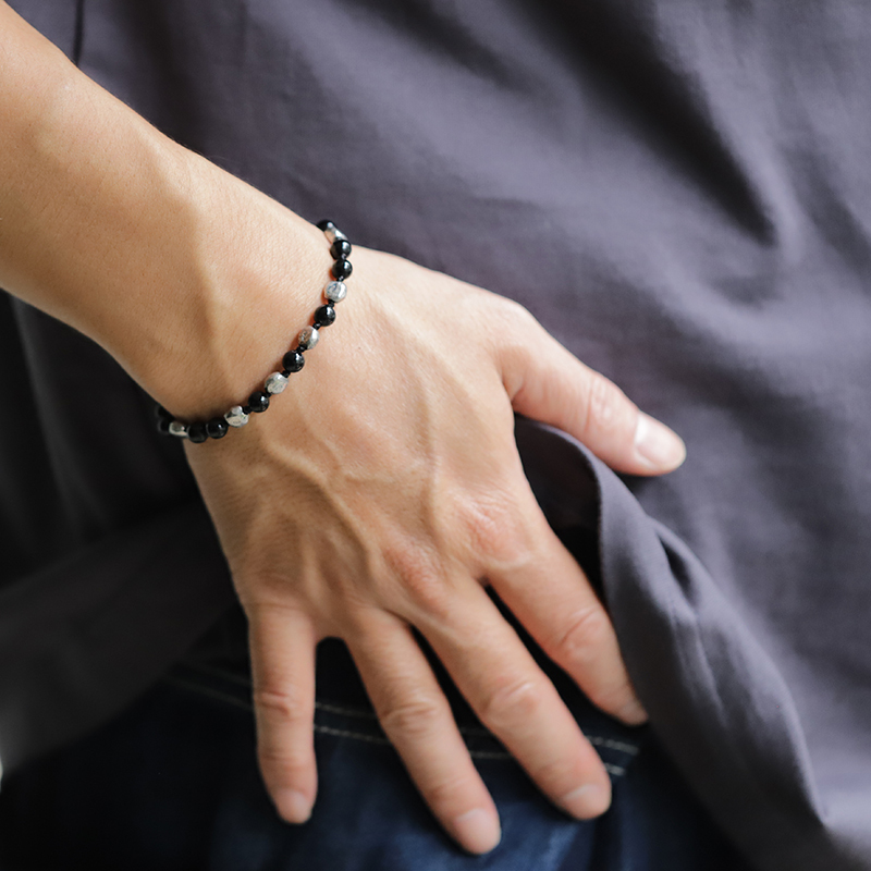 AMP JAPAN Hook Bracelet - Onyx NCHK-453