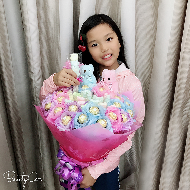 20支棉花糖30支金莎花束,可抽取式花束,20 marshmallows and 30 ferreo rocher bouquets, removable bouquet