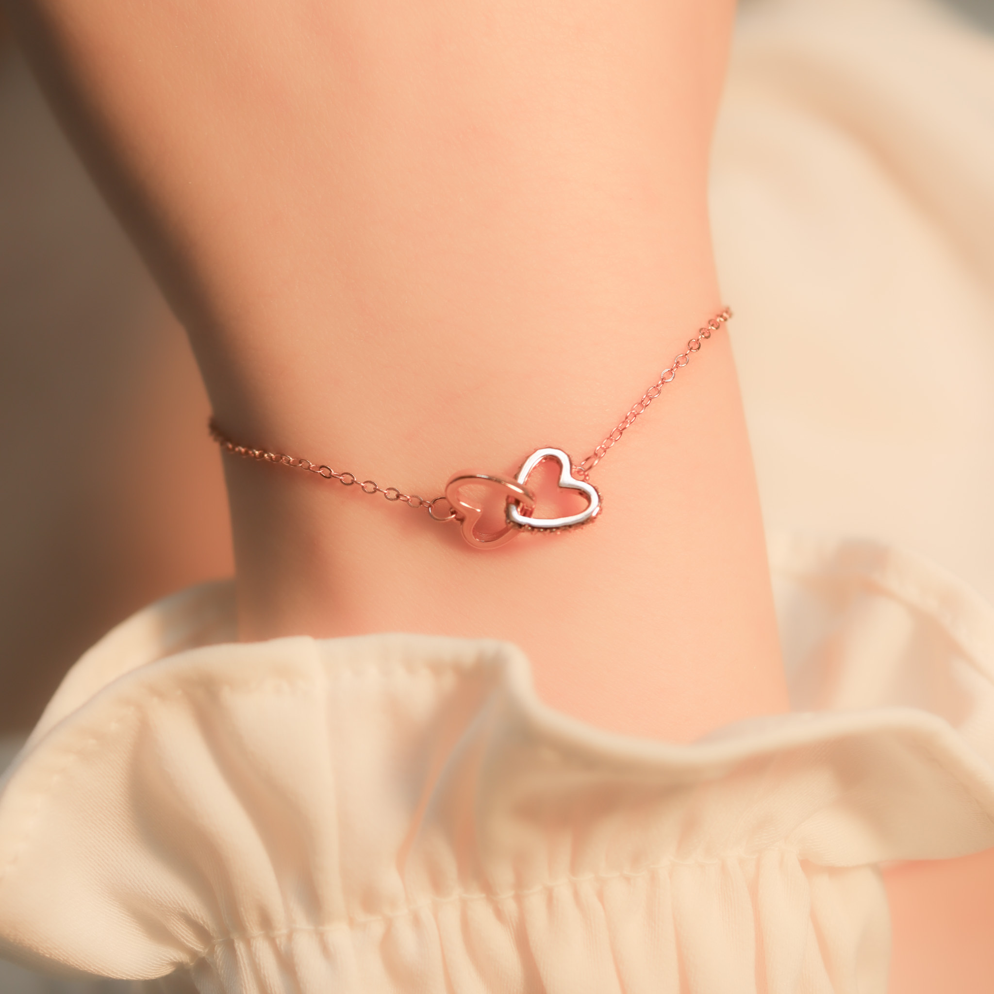 | 925 Silver・White Gold・Rose Gold | Heart Connected Bracelet（Silver/Rose Gold） | BR1128 |