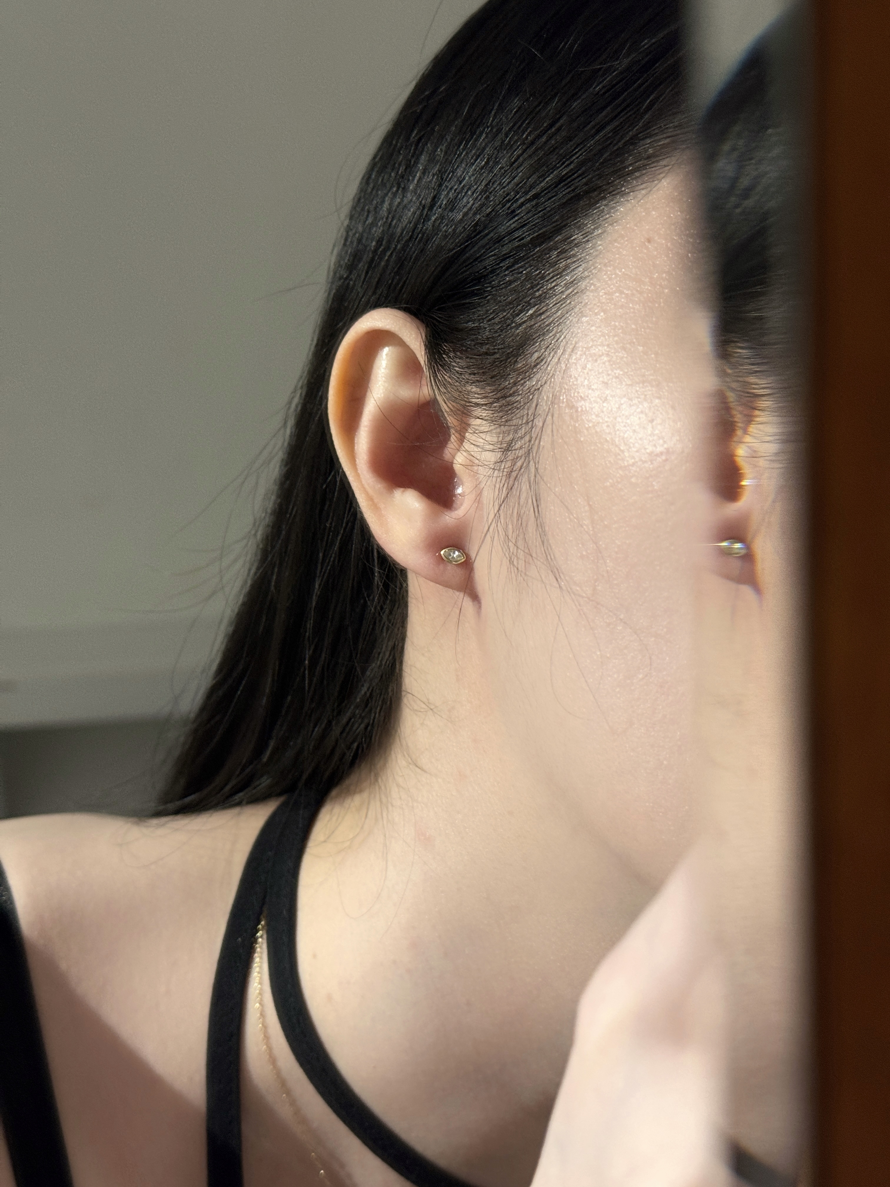 眼型白鋯石耳環