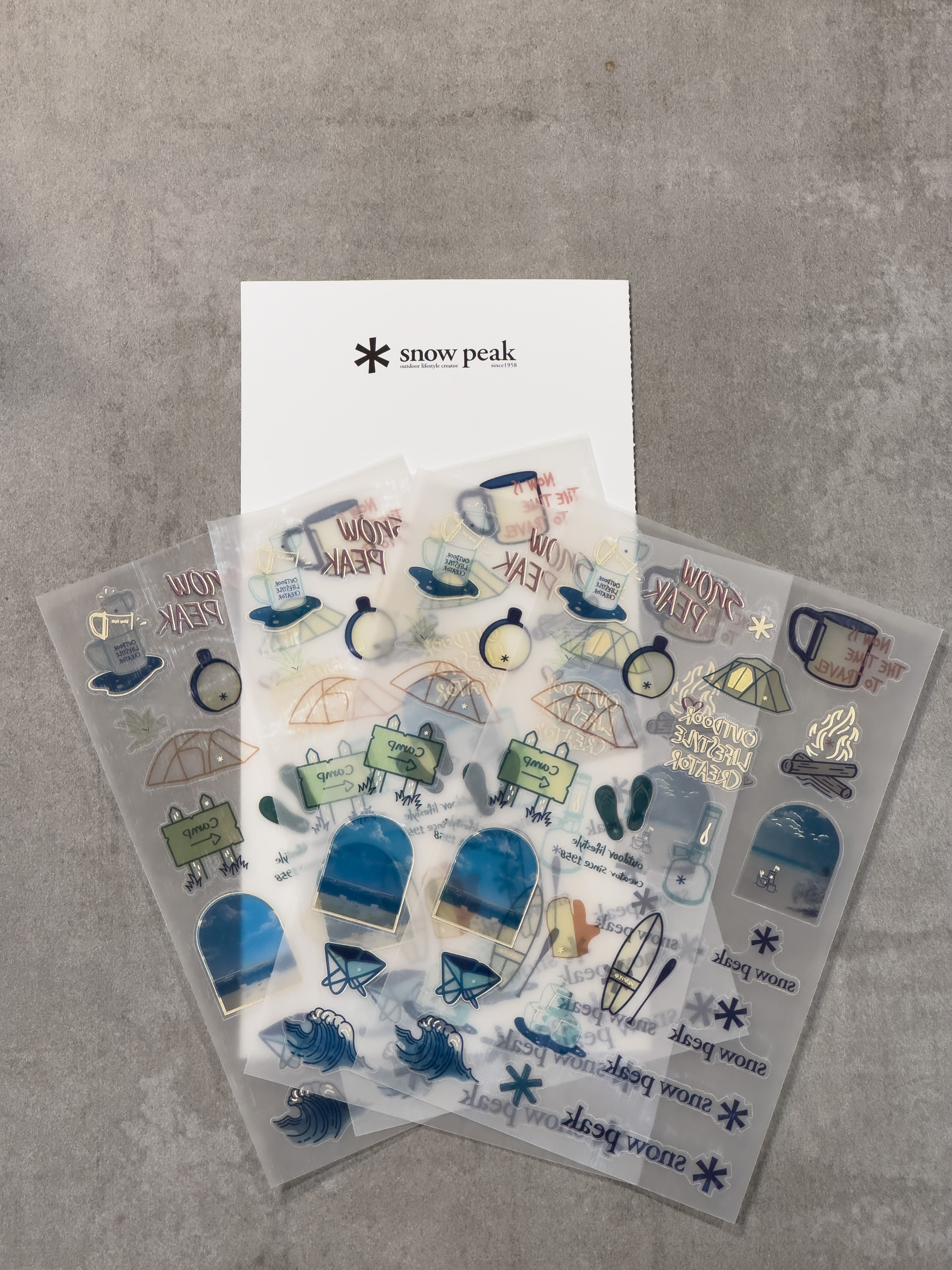 【現貨】SnowPeak 俏皮露營圖像貼紙組 1組4張 露營帳篷 營火 酒壺 拖鞋 logo 海浪冰塊等圖像
