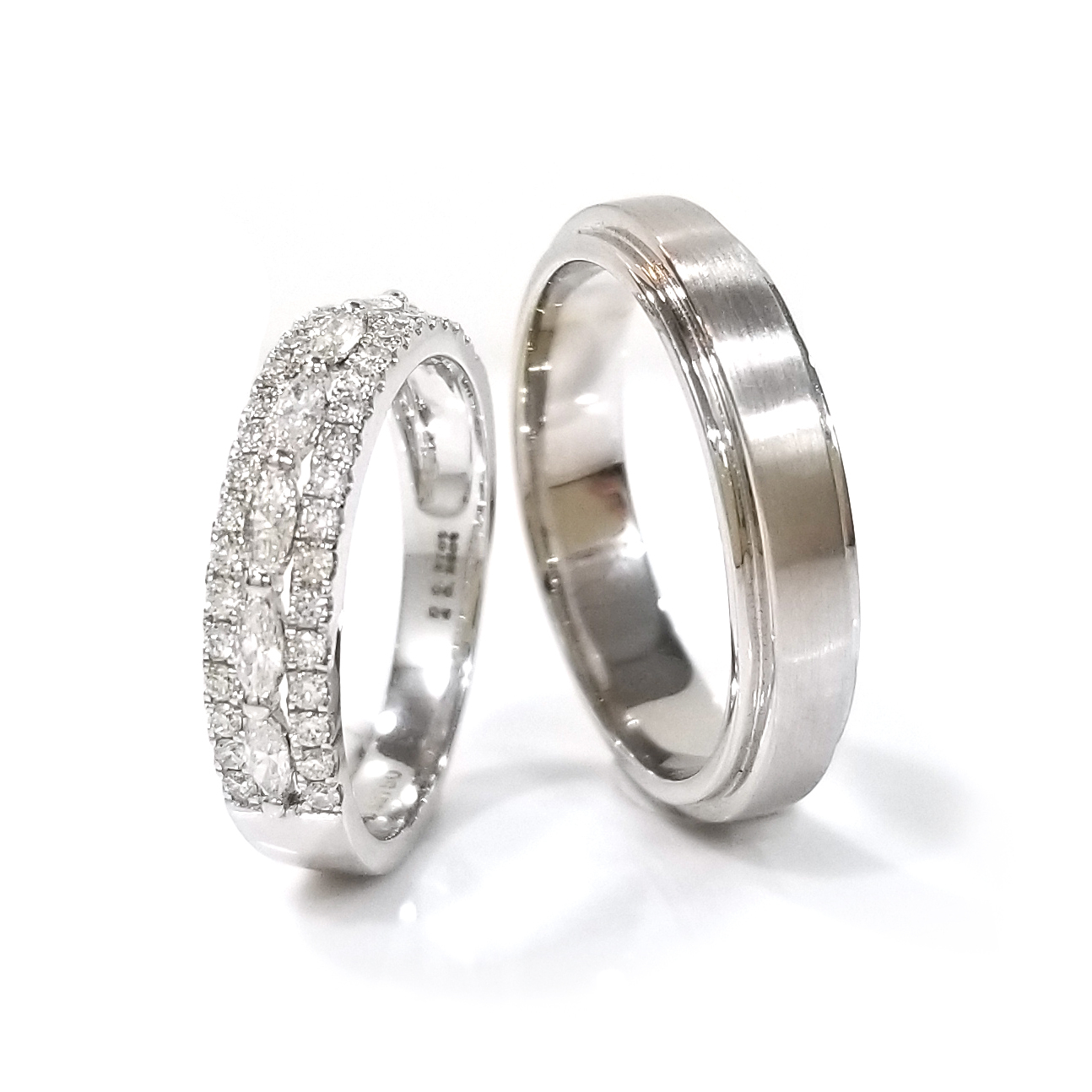 18K白金天然鑽石結婚戒指