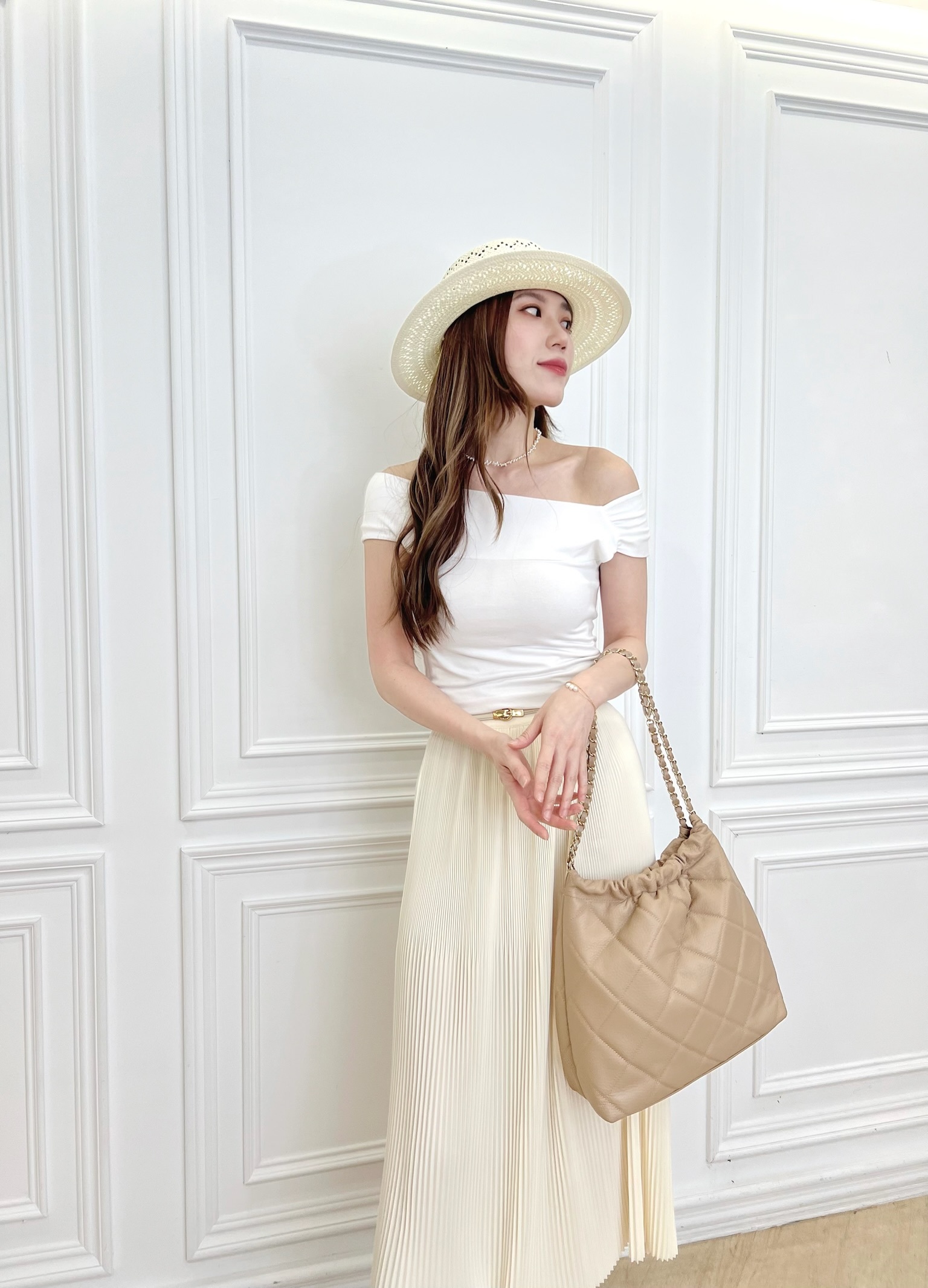 柔滑細壓褶長裙