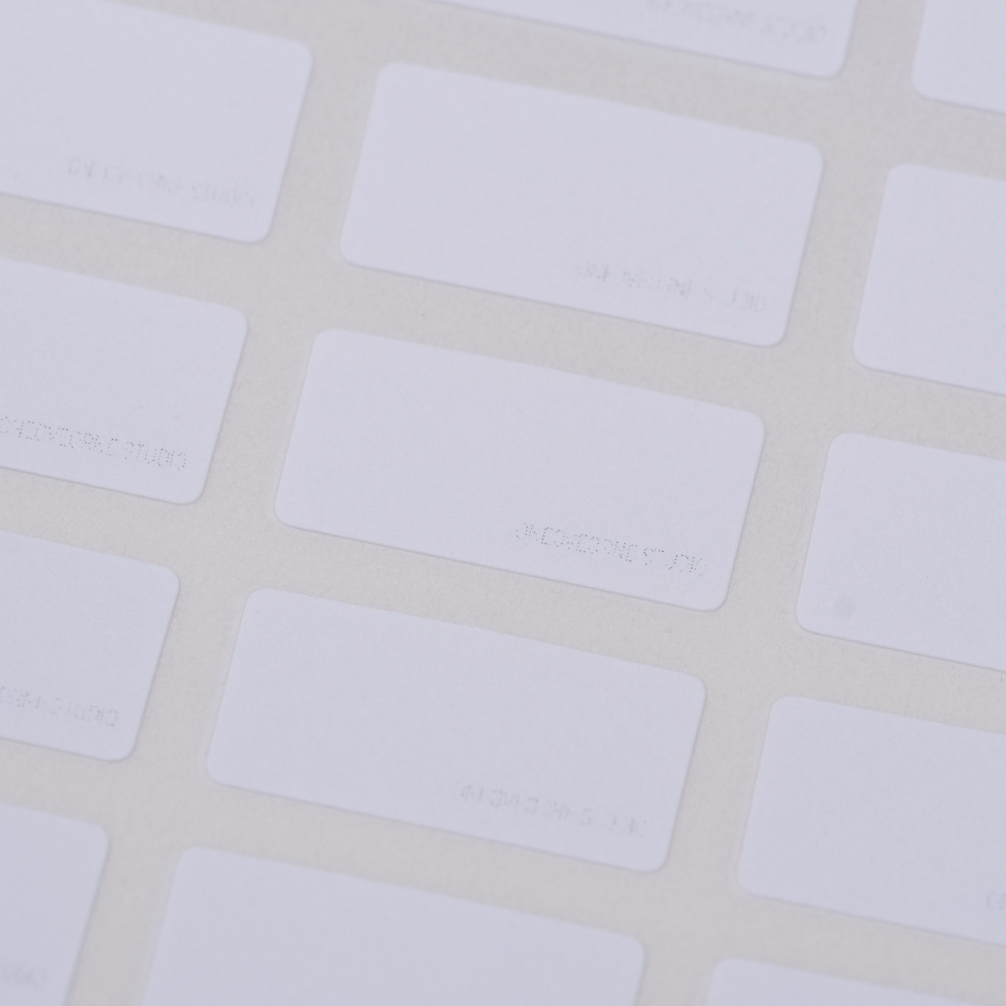 2cm 空白小LOGO 標籤貼紙包｜一分之一工作室 台灣